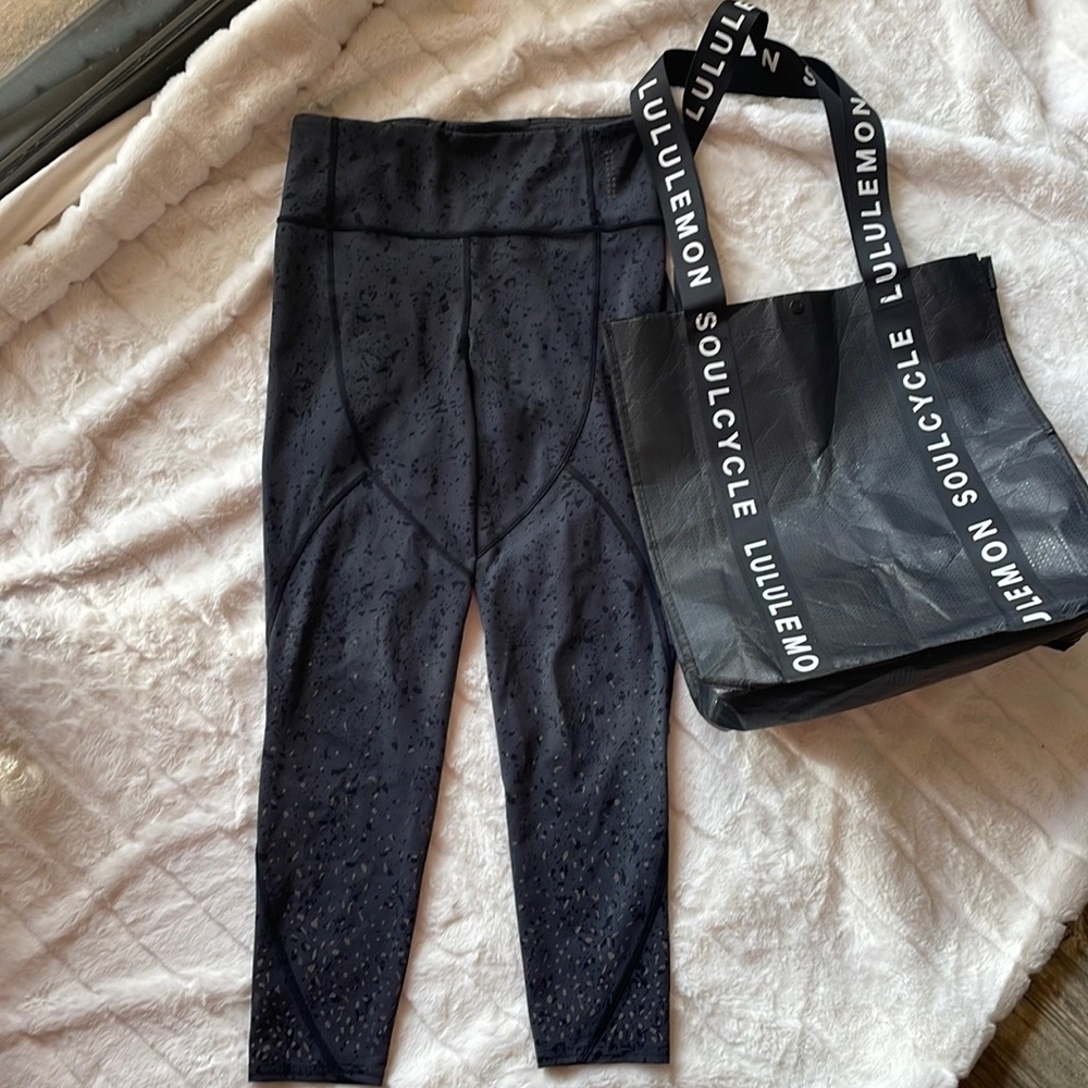 LululemonxSoulCycle collab Leggings + tote bag